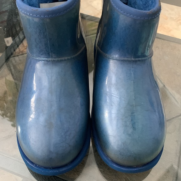 UGG KIDS MINI LOGO RAINBOOT - Picture 7 of 13